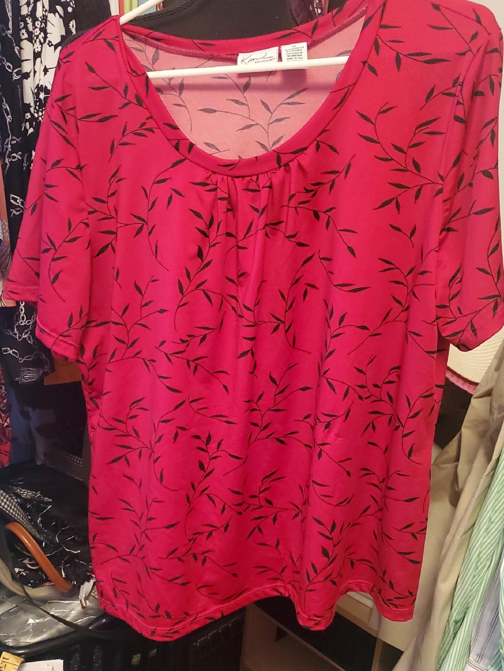 Kim Rogers Red Short-Sleeve Top  with Black Leaf Motif